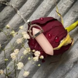گردنبند منشوری درخشان