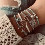 دستبند نقره با طراحی‌های خاص و سمبلیک