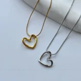 گردنبند قلب تو خالی💞