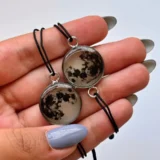 ست گردنبند و دستبند ماه شب تاب